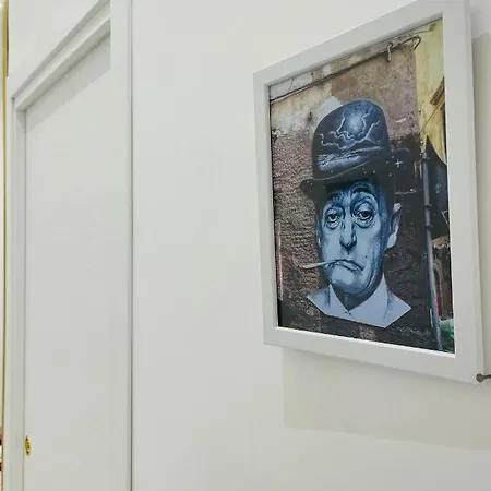 Residenza Marvin De Curtis